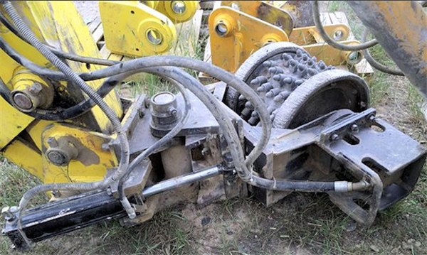 Teledyne Tm-16 Pedestal Rock Breaker With Npk H-3xa Hydraulic Hammer)